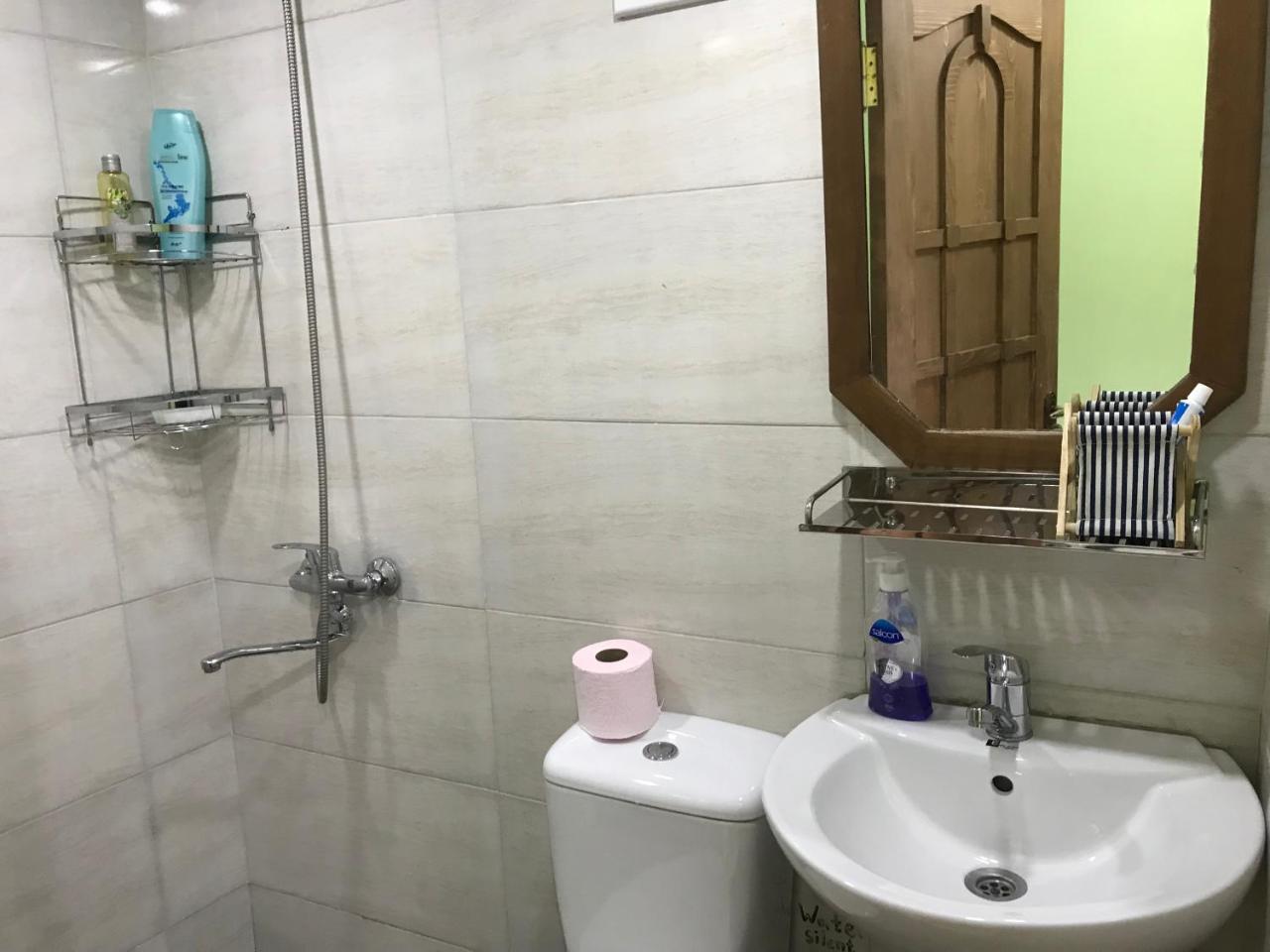 דירות טביליסי Pretty House מראה חיצוני תמונה